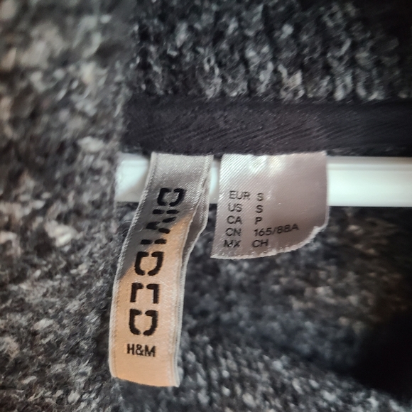Divided by H&M Grey Boucle Moto Style Zipper Sweater M - Picture 4 of 5